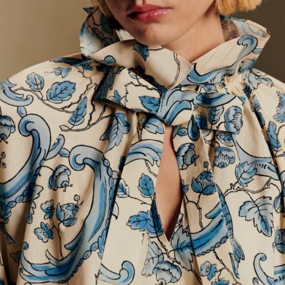 Sézane x Antoinette Poisson NWT Hillis Blouse in Blue Birds Print Size 38/US 6 - Picture 4 of 4